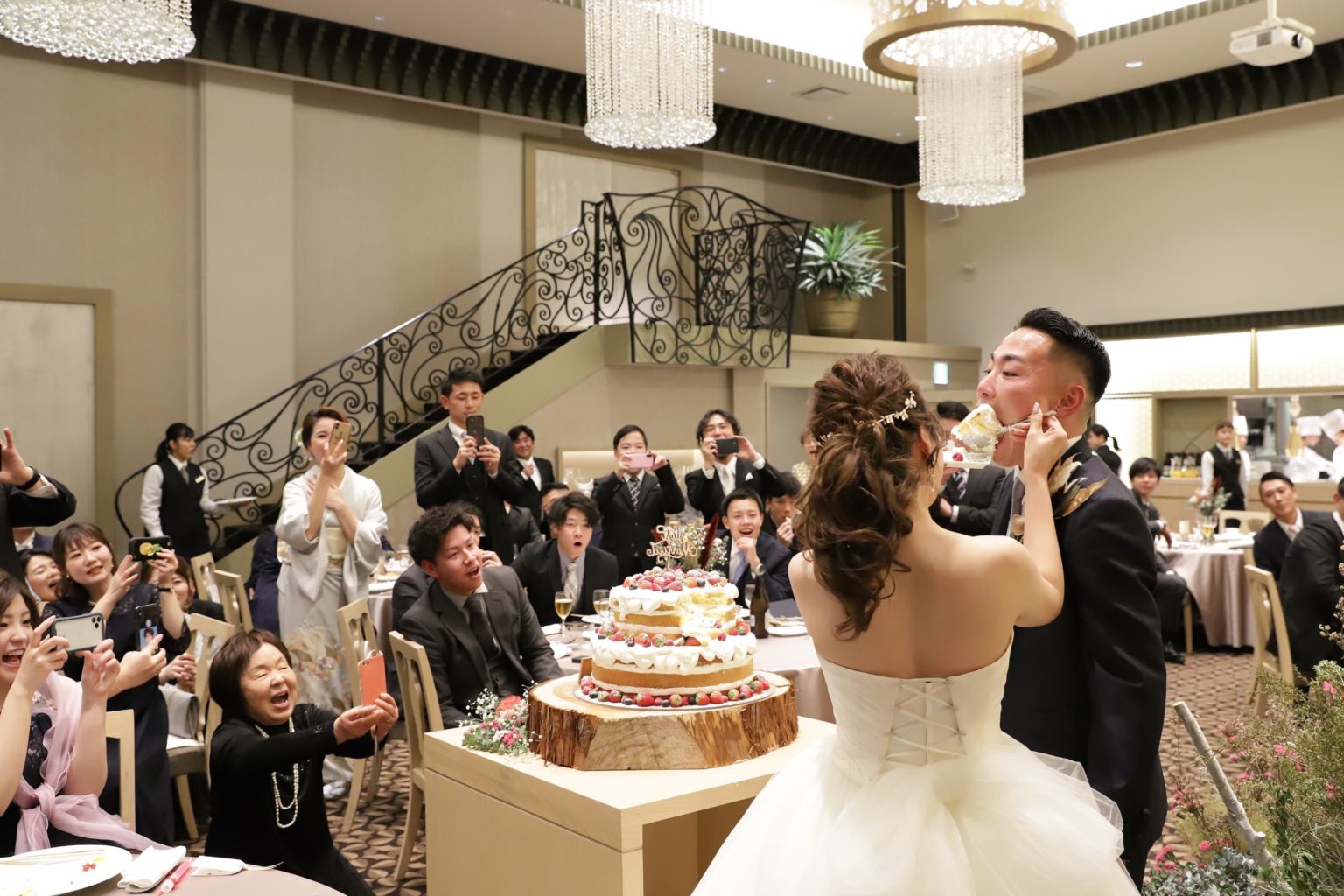 【結婚式】新しい生活様式を数字で考えてみました。結婚式の写真撮影(スナップ撮影) 名古屋 フォトウェディング・前撮りのスタジオアズワン